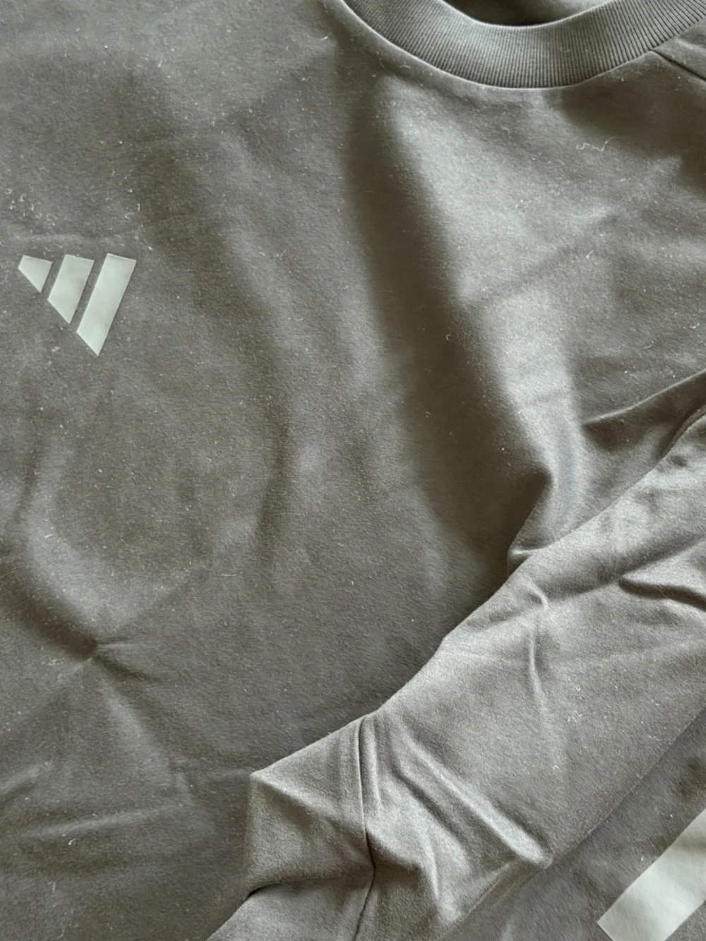 adidas tshirt large